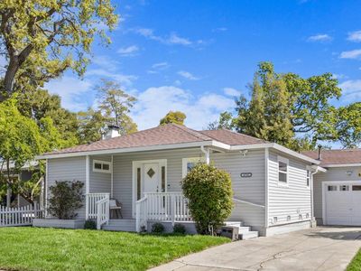 3755 Bay Rd, Menlo Park, CA, 94025