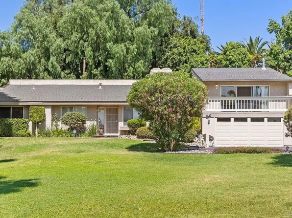 1549 Encino Dr, Escondido, CA 92025