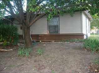 1205 Ralph St, Grand Prairie, TX 75051