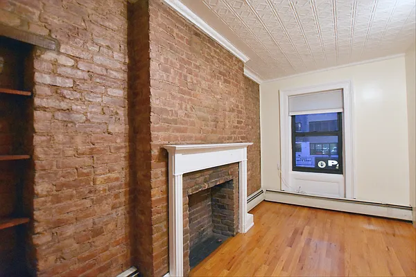 Rented by Compass | media 12