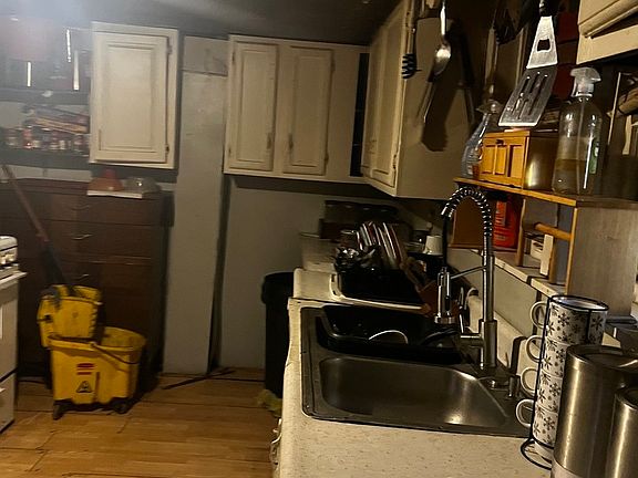 5th image of 17407 E 7000th St S