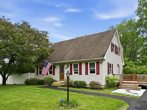 154 Flagg Road, Rochester, NH 03839
