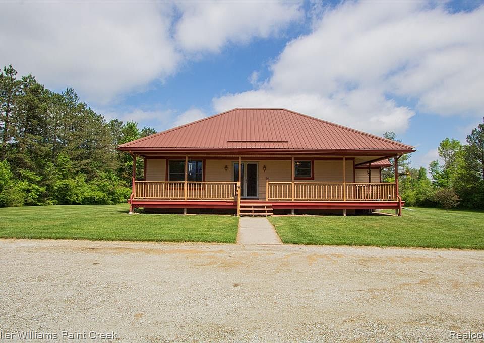3235 Oneil Rd, Avoca, MI 48006 Zillow