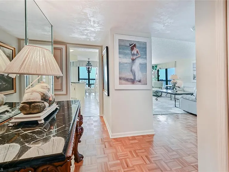 4551 Gulf Shore Blvd N #1001 — Photo 9