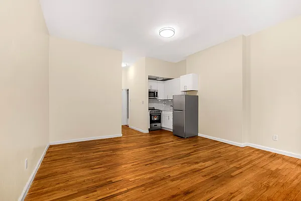 Rented by Compass | media 6