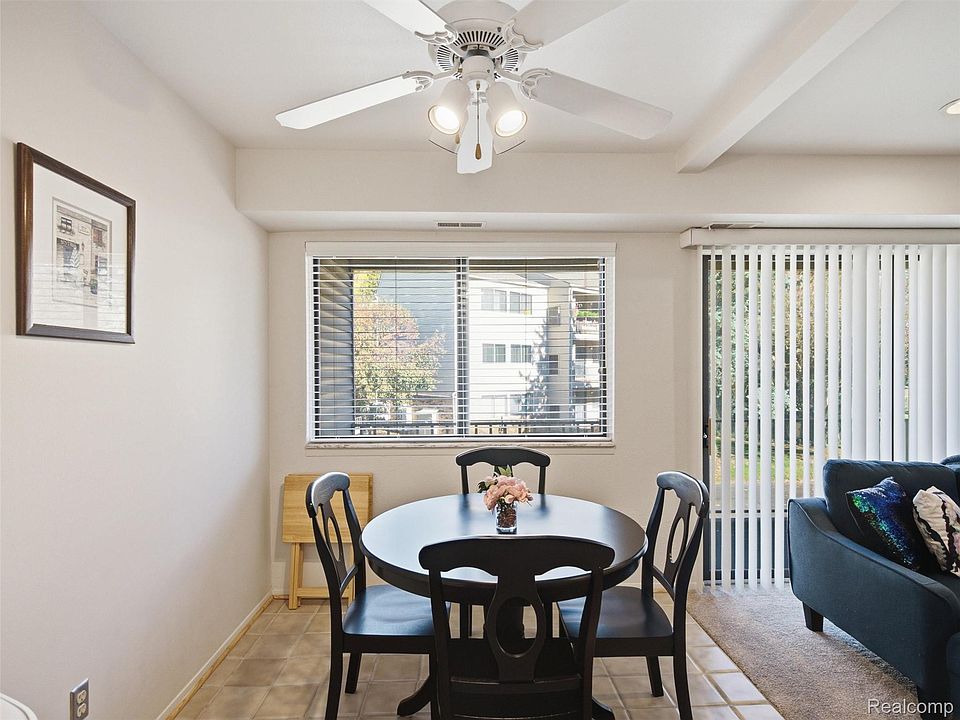 3855 Lone Pine Rd, photo 9