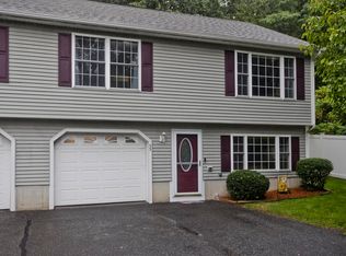 55 Pinecrest Dr, Chicopee, MA 01020