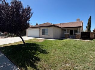 3401 Huron Dr, Rosamond, CA 93560