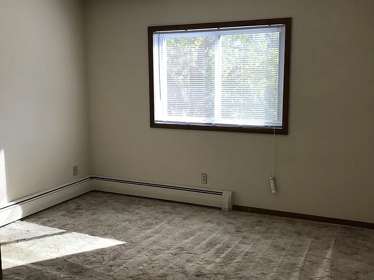 1410 Acre St — Photo 14