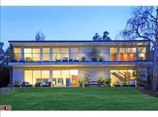 7744 Torreyson Dr, Los Angeles, CA 90046