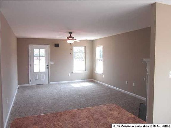 5th image of 1228 Chestnut Dr