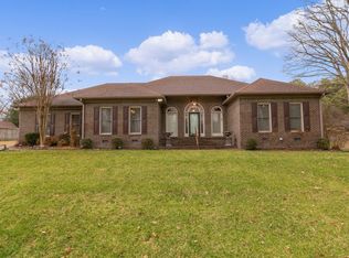 183 Whitfield Dr, Jackson, TN 38305