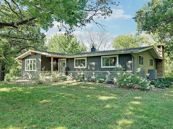 2nd image of 24826 Panama Ave