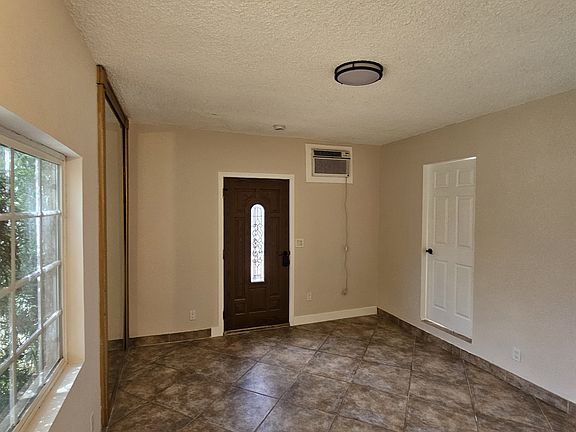 3rd image of 15115 Navilla Pl