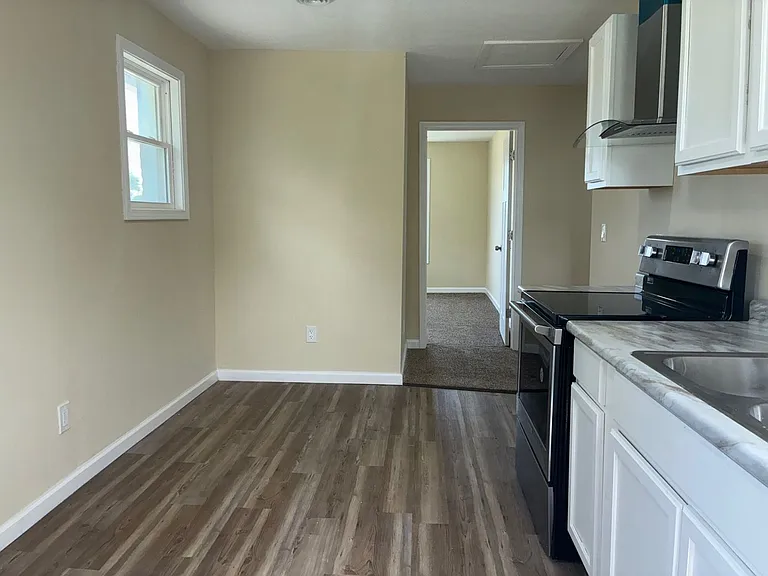 2400 Oberlin Ave — Photo 28
