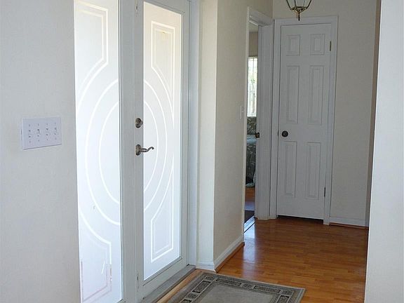 4th image of 7822 NW 40th Court