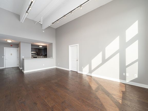 4th image of 1500 Washington St APT 12U
