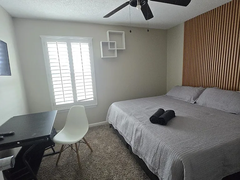 12148 Sun Bridge Pl — Photo 24