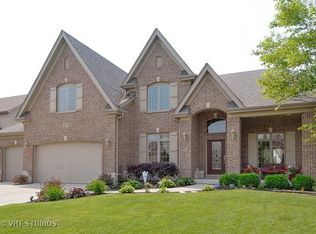 419 Deerfield Dr, Oswego, IL 60543