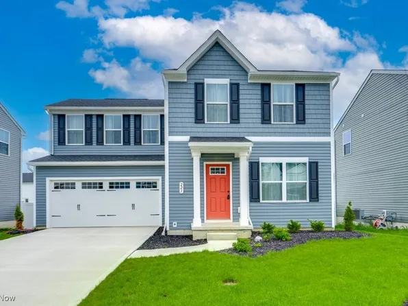 221 River Run Dr, Elyria, OH 44035