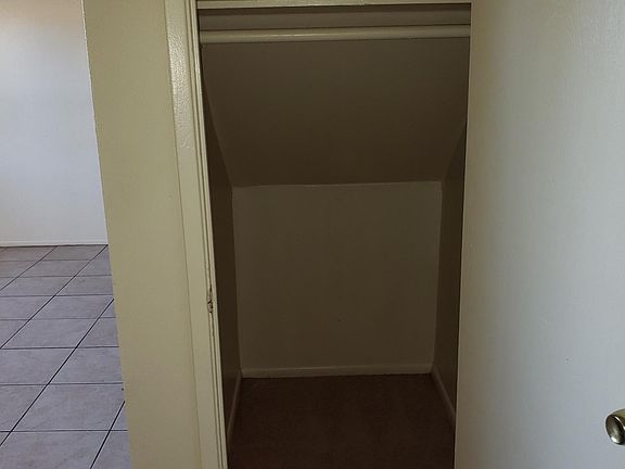 2nd image of 1533 W Missouri Ave APT 9