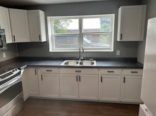 5355 Midland Trl #17, Montgomery, WV 25136