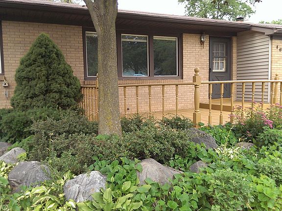2nd image of 1663 Gentian Dr SE