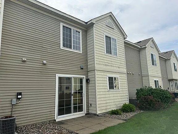 2nd image of 15071 Dunwood Trl