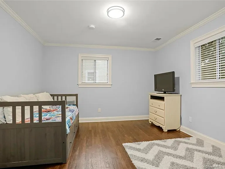 10 Harvann Rd — Photo 20
