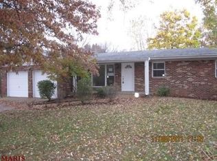 3819 William Dr, Saint Charles, MO 63304