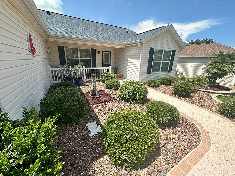 1515 Baylor Pl — Photo 2