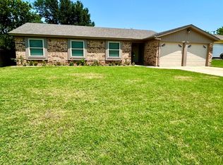 6933 Wicks Trl, Fort Worth, TX 76133