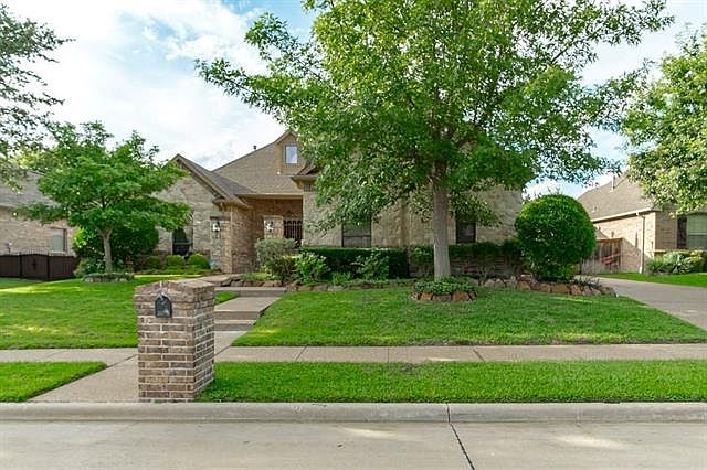 1st image of 8605 Glenmont Dr