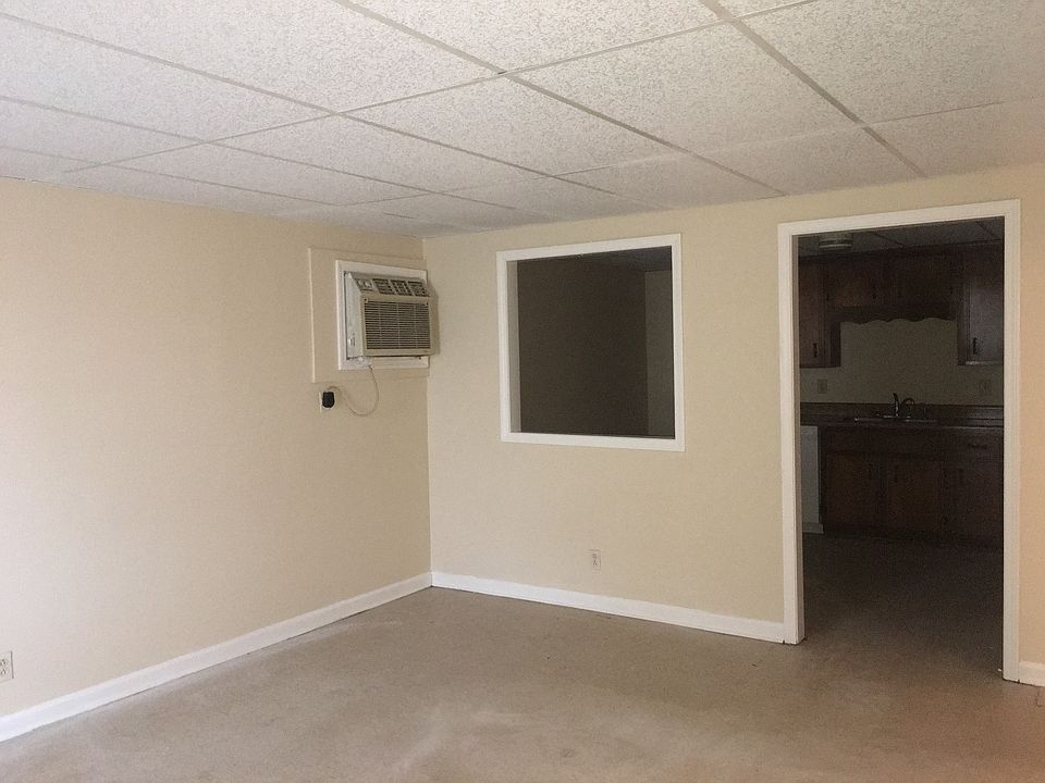 2nd image of 83 Lawn St APT C