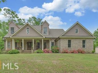 365 Little Hawk Rd, Sautee Nacoochee, GA 30571