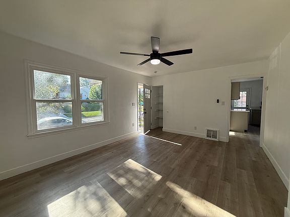 4th image of 2486 S Douglas St #2486