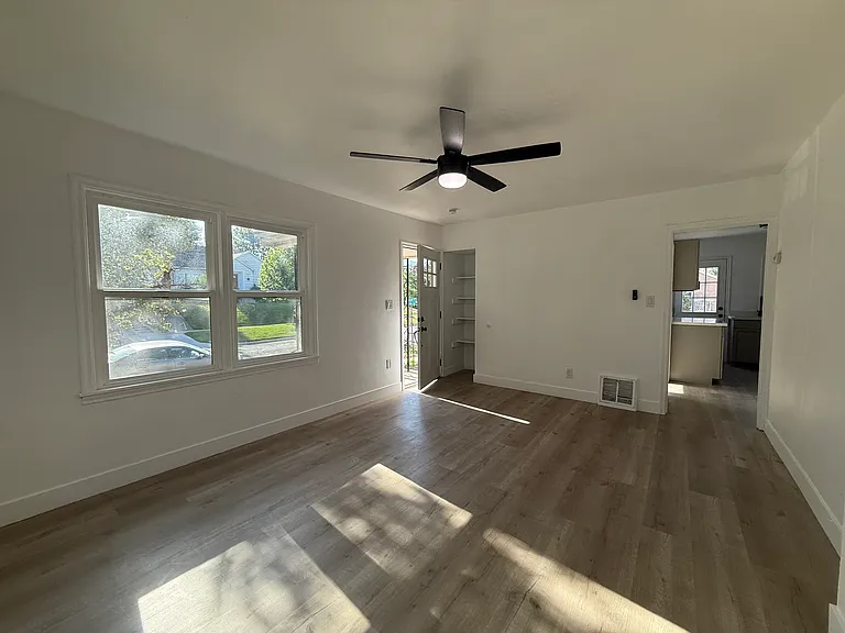 2486 S Douglas St #2486 — Photo 4