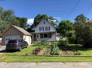 39 Hawthorn St, Hartford, VT 05047