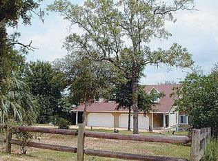 4033 Crystal Lake Dr, Chipley, FL 32428