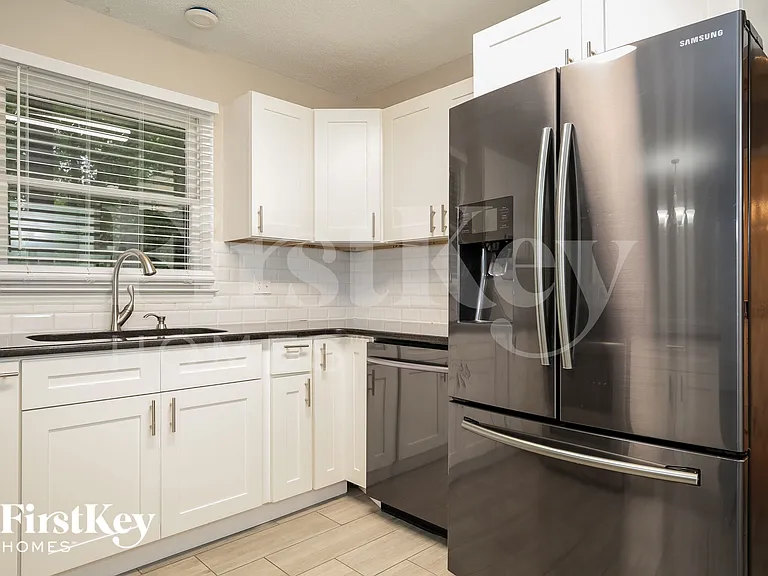 5021 Westhaven Ln — Photo 7