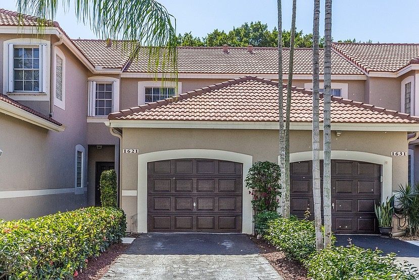 1st image of 1621 Sorrento Dr