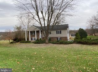 2866 Springtown Hill Rd, Hellertown, PA 18055