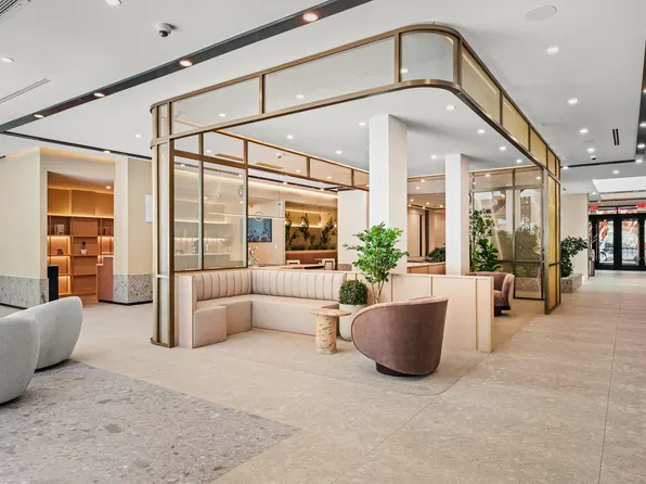 218 Front Street image 10 of 46