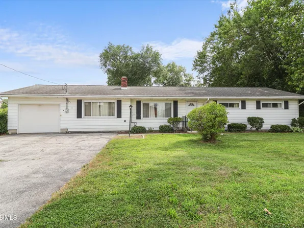 1430 Clough St, Bowling Green, OH 43402