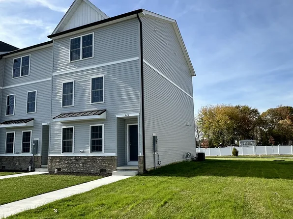226 Rojan Rd, Dover, DE 19901