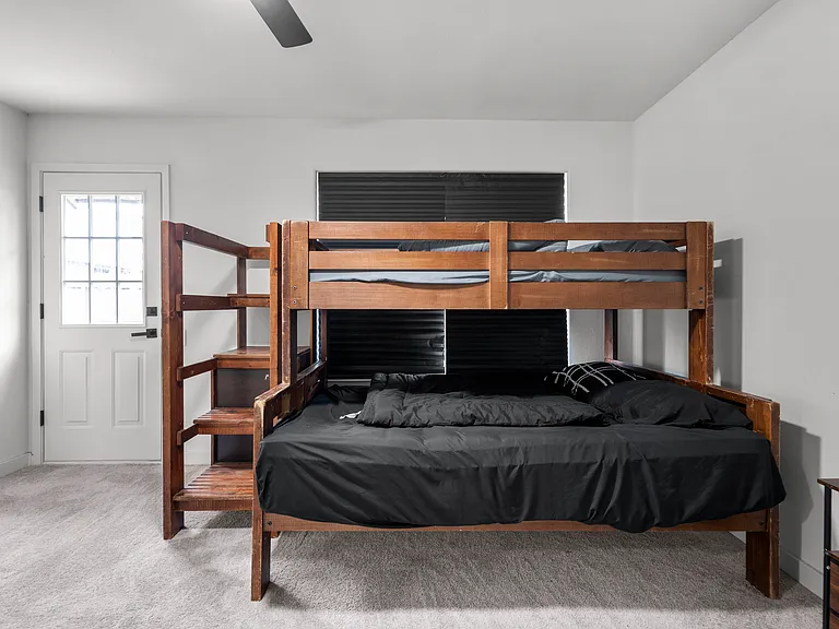 2408 Santa Rita St — Photo 17