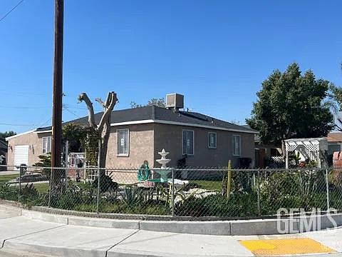2nd image of 3621 Oliver St