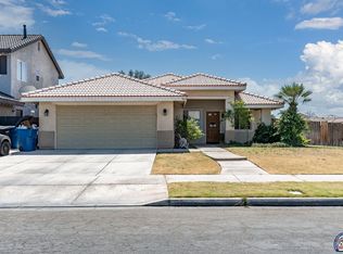 363 Willow Bend Dr, El Centro, CA 92243