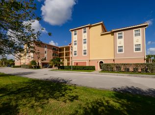 4190 Gator Greens Way UNIT 11, Fort Pierce, FL 34982