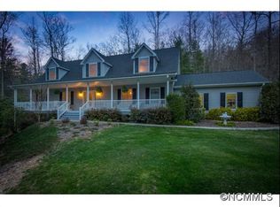 302 Thunder Rd, Brevard, NC 28712